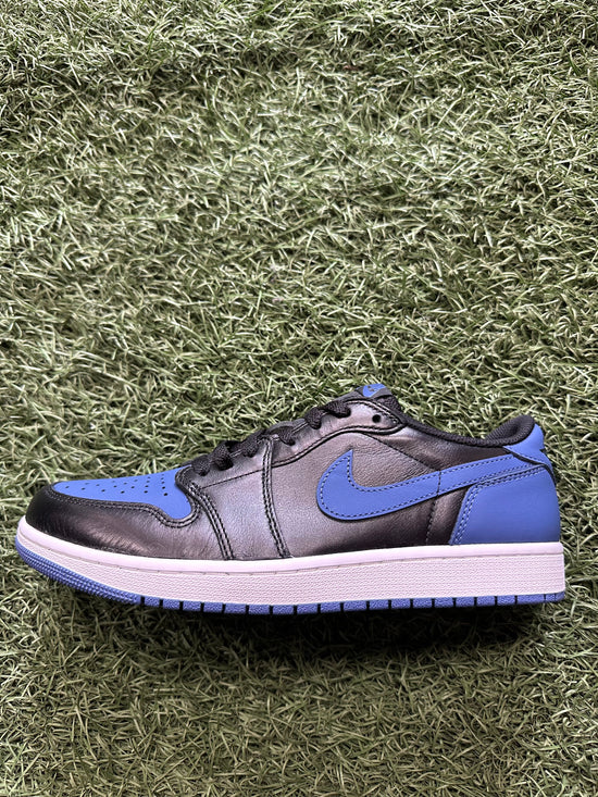 Jordan 1 low Mystic Navy