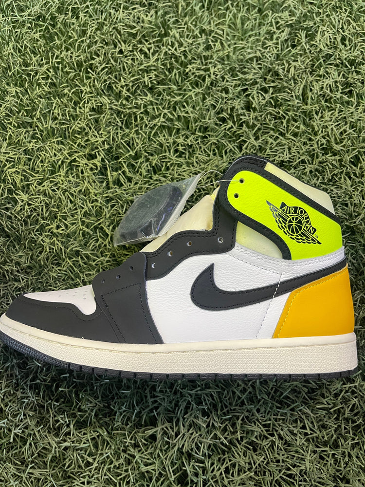 Jordan 1 Volt Gold Sneak 10.5 