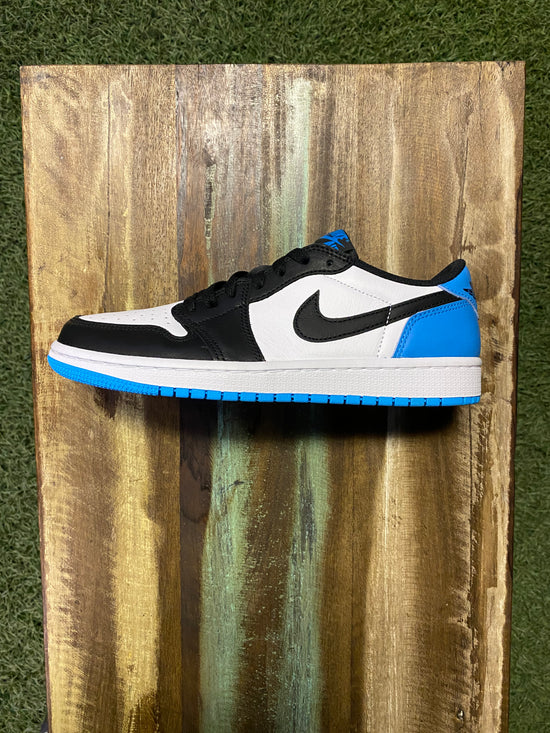 JORDAN 1 LOW POWDER BLUE